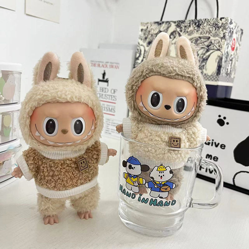 17Cm blind box Labubu cloth set circle smiley face shirt labubu pendant for invisible wings, cute clothes.