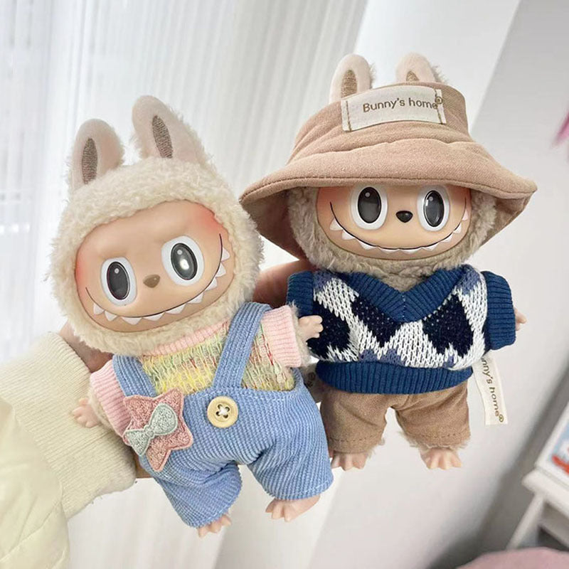 17Cm blind box rabub for small blue-gray rhombus grid sweater set labubu pendant clothes are cute and cute