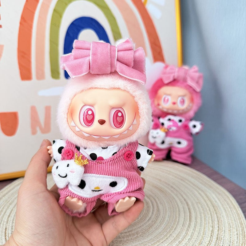 The first, second and third generation keychain Labubu clothes pendant Labubu baby clothes trendy sweater overalls set is cute.