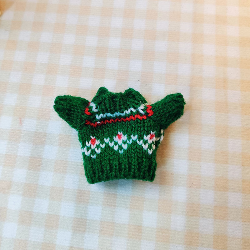 17Cm blind box rabub sweater pants macaron labubu pendant doll knitted sweater new year sweater cute
