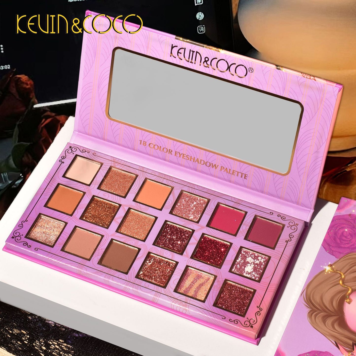 KEVIN & COCO18 color eyeshadow disc, beaded matte, high-value girl eyeshadow comes with it.