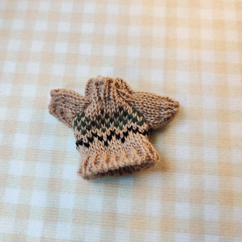 17Cm blind box rabub sweater pants macaron labubu pendant doll knitted sweater new year sweater cute