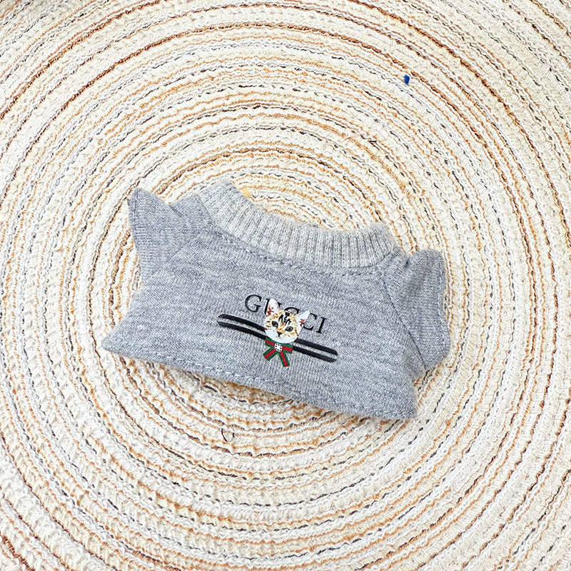 The first, second and third generation keychain Labubu clothes pendant Labubu baby clothes cool street style suit cute