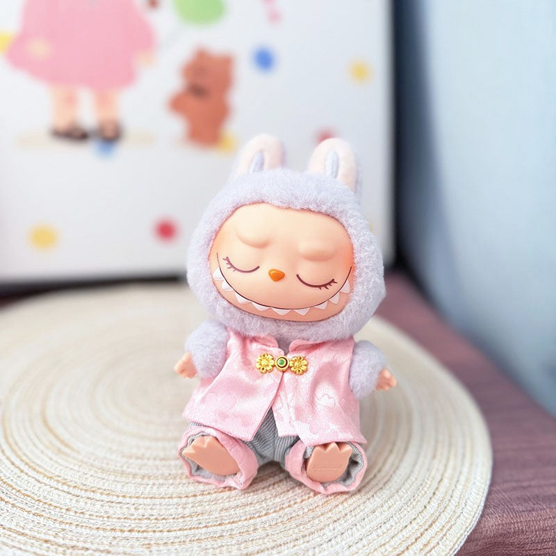 The first, second and third generation keychain Labubu clothes pendant Labubu baby clothes trendy sweater overalls set is cute.