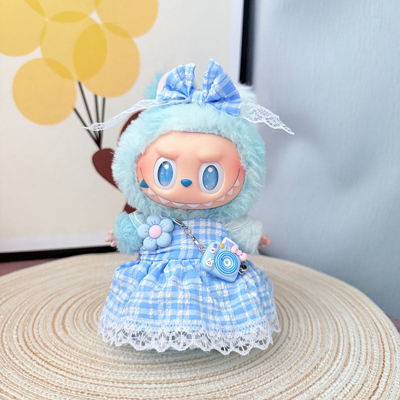 The first, second and third generation keychain Labubu clothes pendant Labubu baby clothes happy small plaid set is cute and cute.