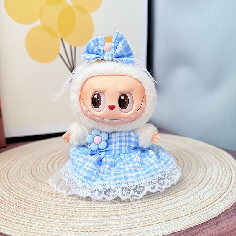 The first, second and third generation keychain Labubu clothes pendant Labubu baby clothes happy small plaid set is cute and cute.