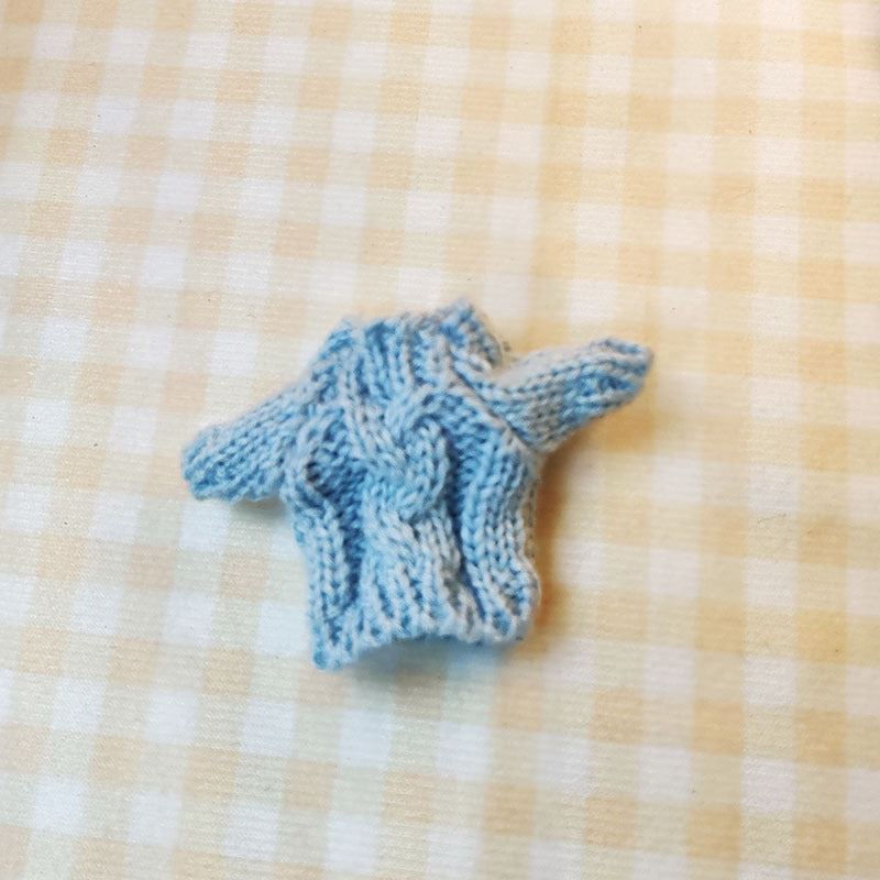 17Cm blind box rabub sweater pants macaron labubu pendant doll knitted sweater new year sweater cute