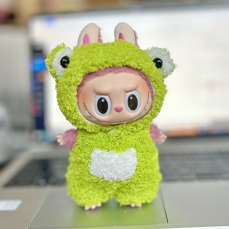 [Clothes only] 17cm pendant Labubu cloth for candy skirt + hairpin Labubu keychain baby clothes are cute and cute.