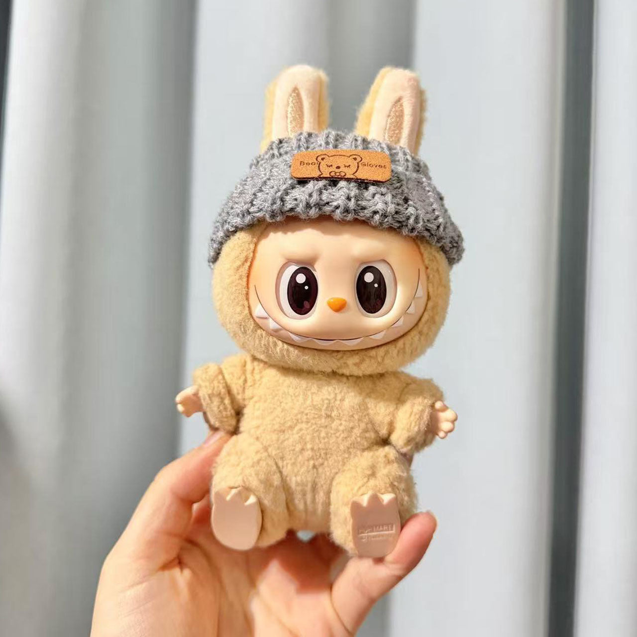 [Clothes only] First and second generation keychain Labubu clothes pendant Rab cloth button sweater jeans set cute