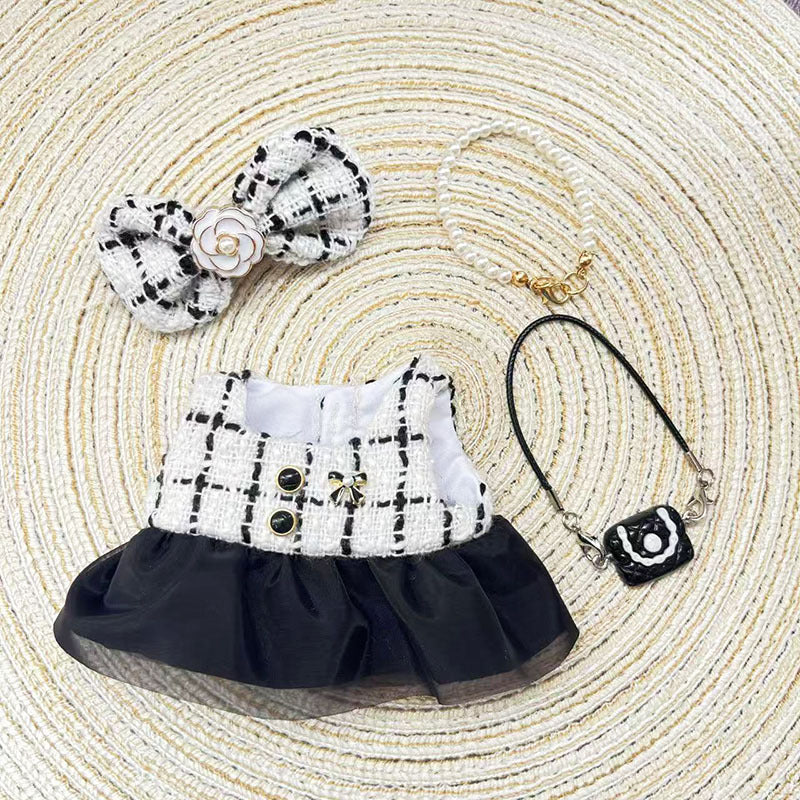 [Clothes only] First and second generation keychain Labubu clothes pendant Labubu pearl style small fragrant skirt women
