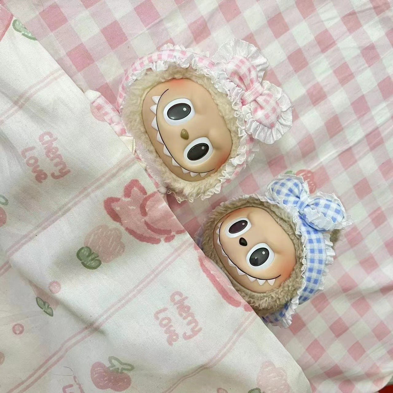 [Clothes only] 15cm pendant, blind box, rabub, plaid pajamas, three-piece set, keychain, doll clothes.