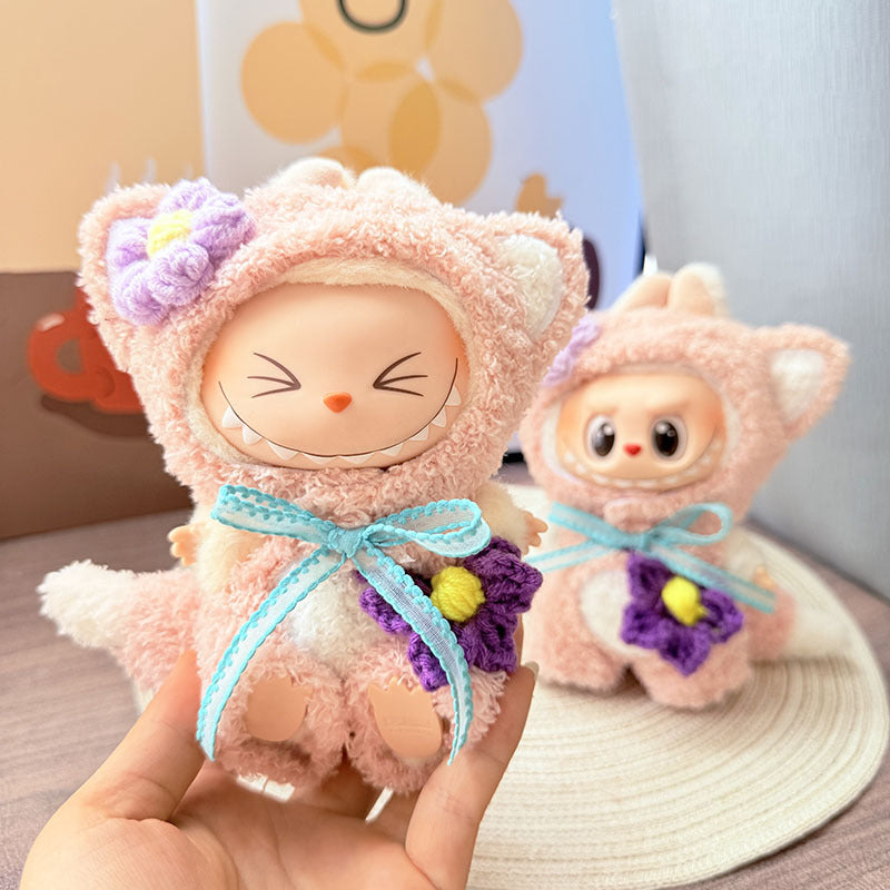 [Clothes only] 17cm Labubuwa clothes LABUBU blind box sitting party one, two or three generations of pink velvet fox clothes.