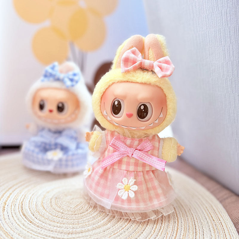 [Clothes only] One, two and three generations Labubu clothes pendant Labubu sitting baby clothes small daisy plaid skirt set
