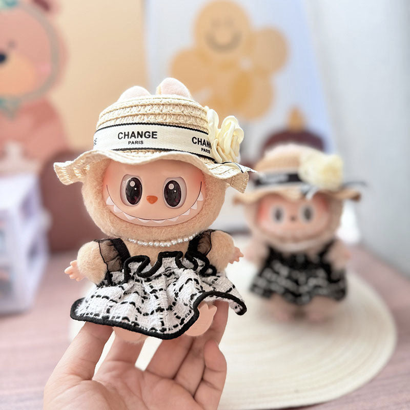 [Clothes only] One, two and three generations Labubu clothes pendant Labubu sitting baby clothes plaid fragrant wind strap skirt