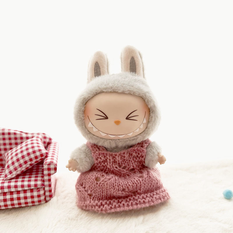 [Clothes only] The first, second and third generation keychain Labubu clothes pendant Labubu baby clothes striped buttons sweater set.