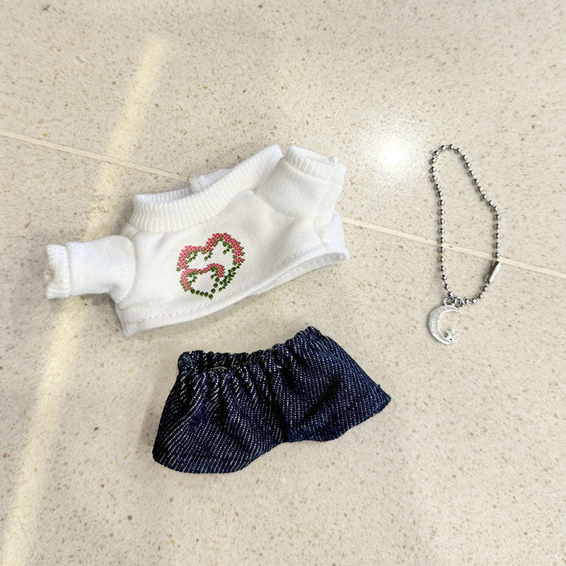 [Clothes only] First and second generation keychain Labubu clothes pendant Labubu cloth for heart-to-heart sweater set