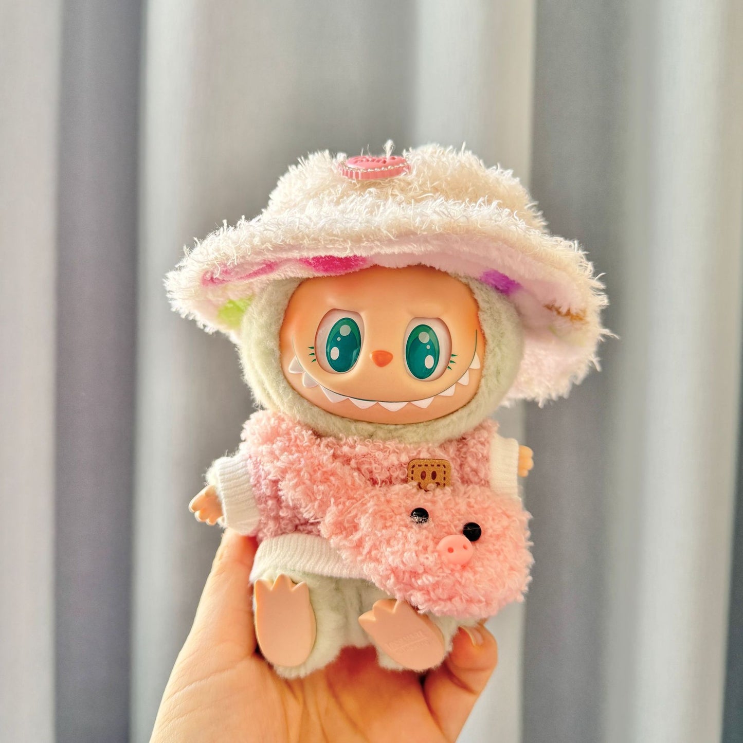 [Clothes only] First/second generation Labubu clothes pendant Labubu sitting party baby clothes circle shirt satchel bag