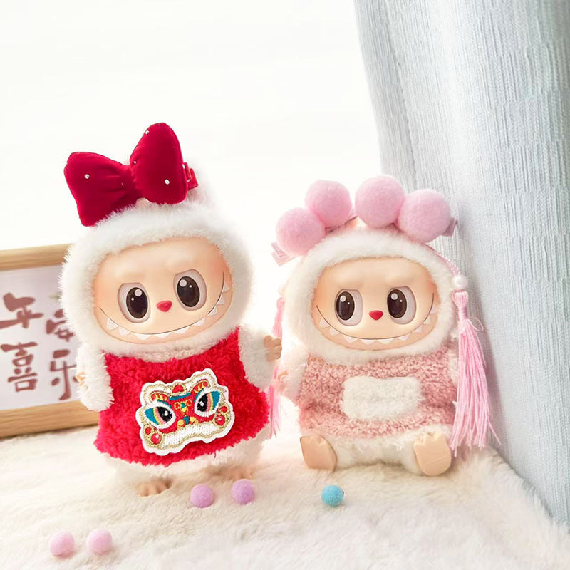 [Clothes only] First and second generation Labubu clothes pendant Labubu sitting baby clothes New Year pink lion hairpin set
