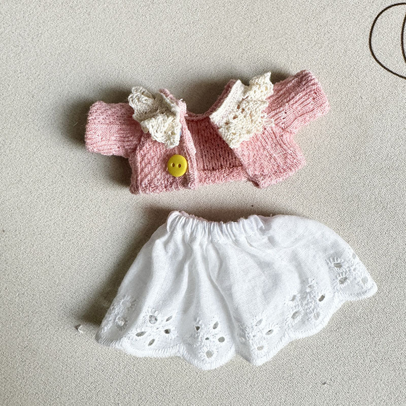 [Clothes only] Second-generation keychain Labubu clothes pendant Labubu sitting party color buckle white skirt set