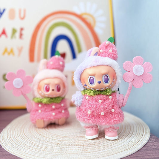 [Clothes only] One, two and three generations Labubu clothes pendant Labubu sitting baby clothes peach pollen strawberry set cute