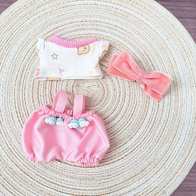 The first, second and third generation Labubu clothes pendant, Labubu sitting baby clothes powder, letter cloud powder, strap set is cute.