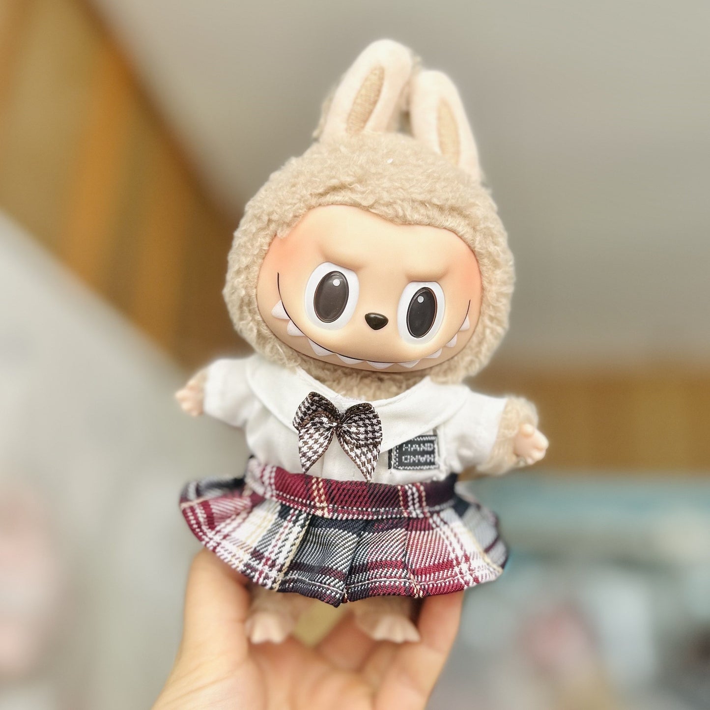 [Clothes only] 17cm pendant, Labubu clothes, keychain Labubu doll, replacement baby clothes, cool trend clothes.