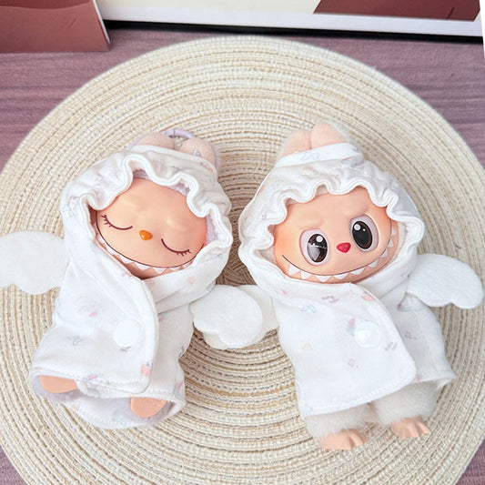 [Clothes only] One, two and three generations of Labubu clothes pendant Labubu sitting baby clothes angel wrap bag is cute
