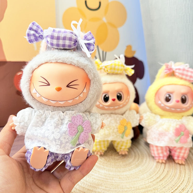 [Clothes only] One, two and three generations Labubu clothes pendant Labubu sitting baby clothes sweet grid little baby suit cute