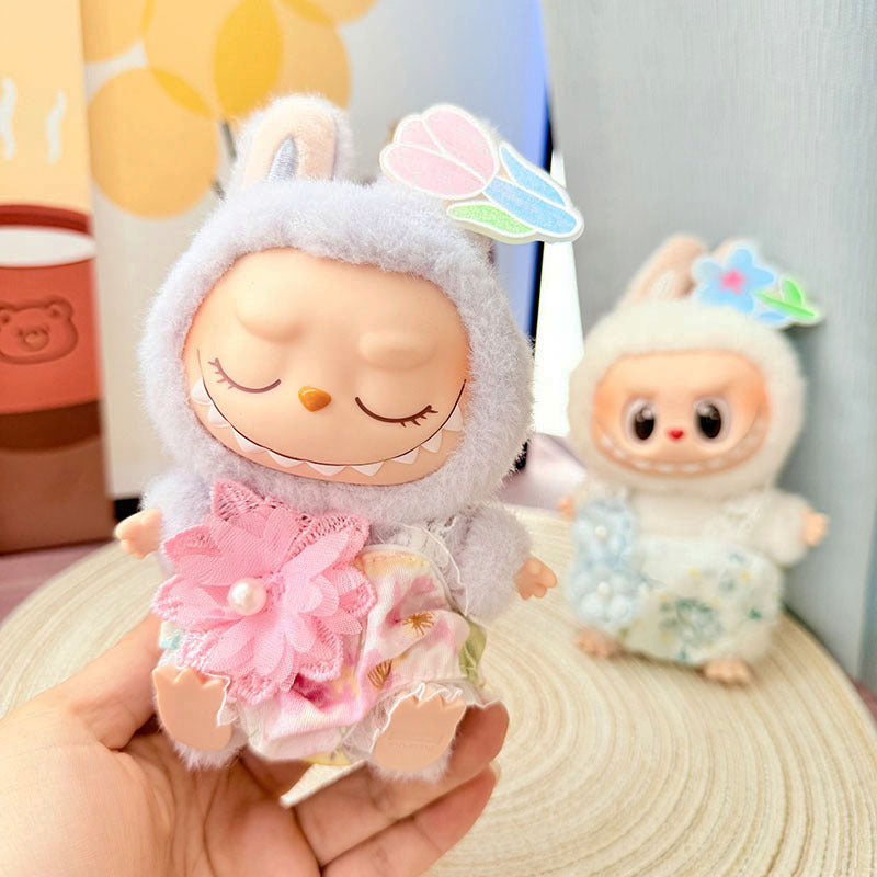 Clothes only] First and second generation Labubu clothes pendant Labubu sitting baby clothes pink flower dream jumpsuit cute