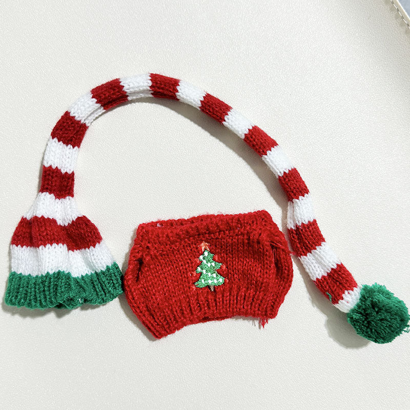 [Clothes only] Second-generation keychain Labubu clothes pendant Labubu sitting party biscuit man love hat