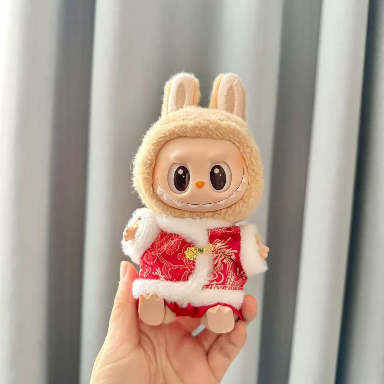 [Clothes only] First and second generation keychain Labubu clothes pendant Labubu sitting party New Year's Tang suit