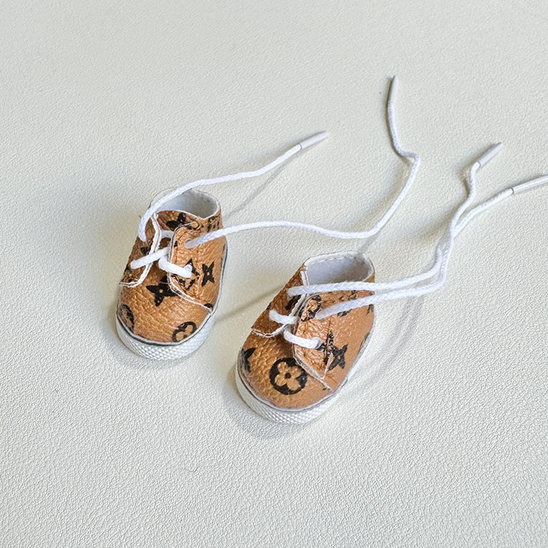 [Clothes only] Second-generation keychain Labubu clothes pendant Labubu sit party cloth head denim strap