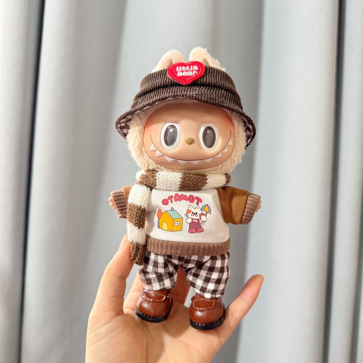 [Clothes only] First and second generation keychain Labubu clothes pendant Labubu sitting party vacation cat suit cute
