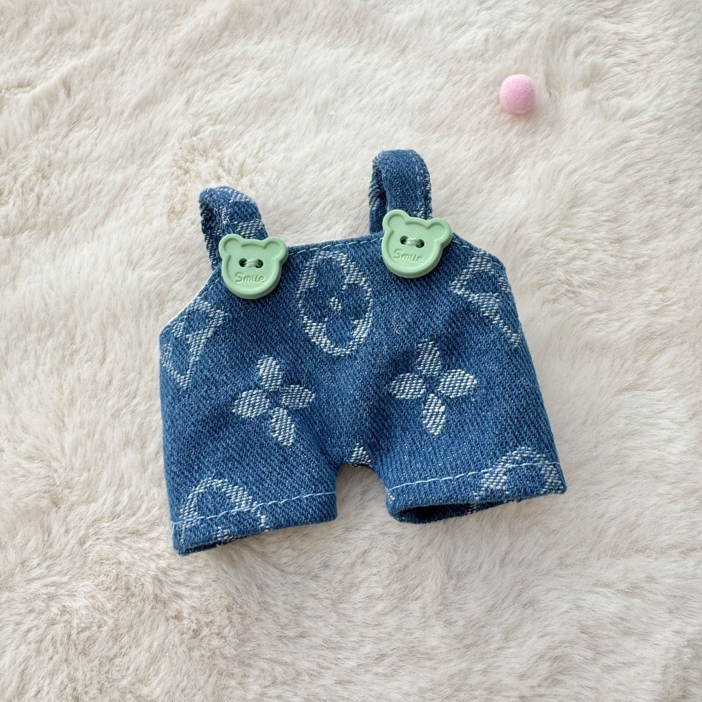 Clothes only] First and second generation Labubu clothes pendant Labubu sitting baby clothes four-leaf clover overalls set cute