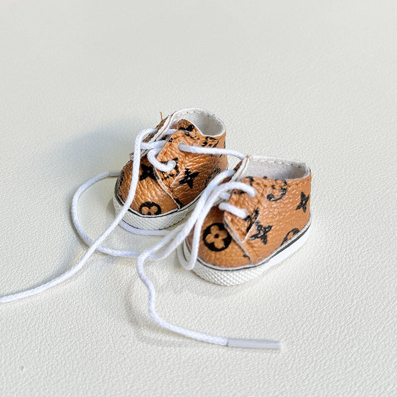 [Clothes only] Second-generation keychain Labubu clothes pendant Labubu sit party cloth head denim strap