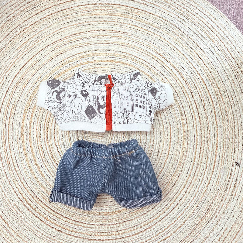 [Clothes only] One, two and three generations Labubu clothes pendant Labubu sitting baby clothes graffiti street sweater set