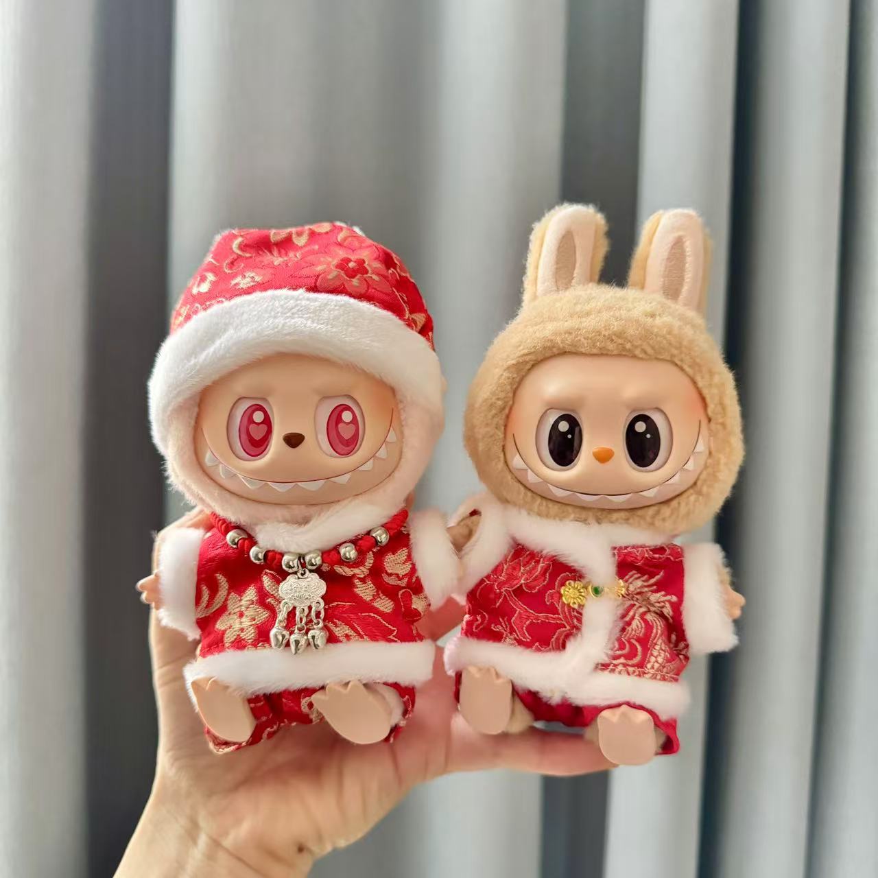 [Clothes only] First and second generation keychain Labubu clothes pendant Labubu sitting party New Year's Tang suit